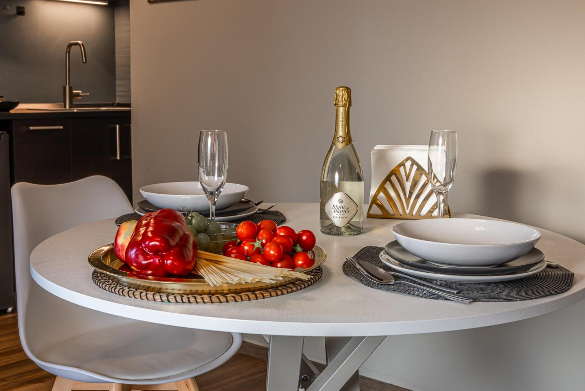 Comfort Home Rho Fiera Eksteriør bilde